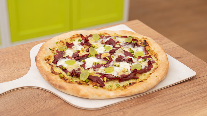 Obrázok receptu - Syrová pizza s pistáciami