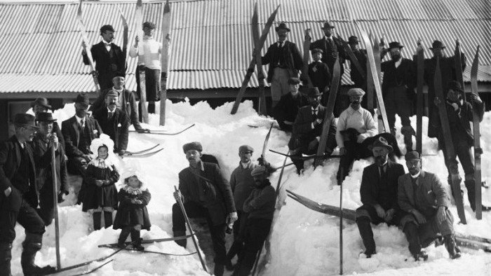 História lyžovania