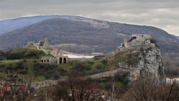 Ľudovít Štúr travels to Devín Castle