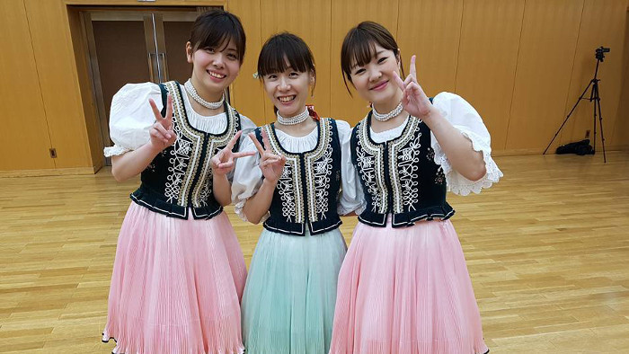 Japanische Tanzgruppe begeistert mit slowakischen Volkstänzen