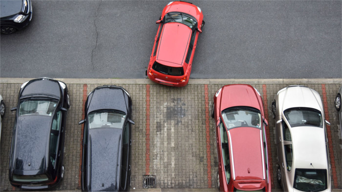 Kontrola parkovania pomocou špeciálneho vozidla 