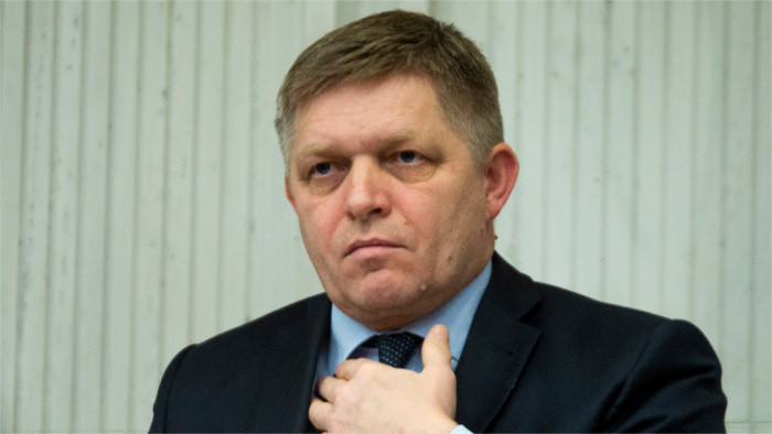 Fiscal especial cancela resolución de acusación contra ex primer ministro eslovaco