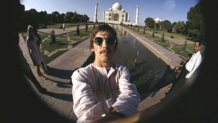 George Harrison: Život v materiálnom svete