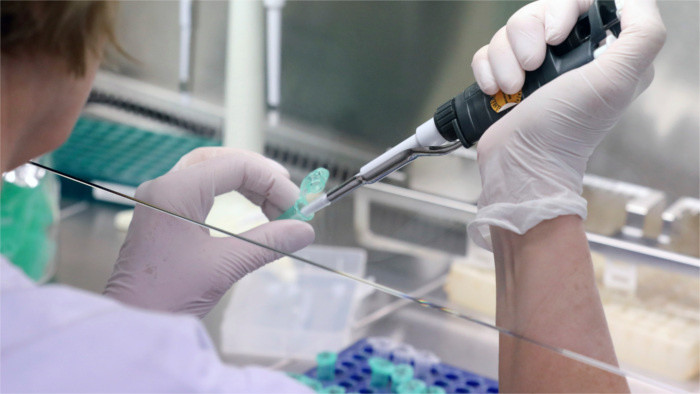 Ученые SAV проводят тесты на коронавирус