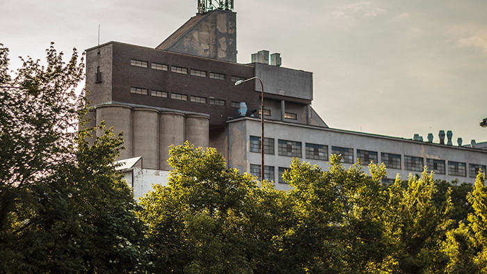 Čierne diery_FM: Automatický mlyn NUPOD v Trnave