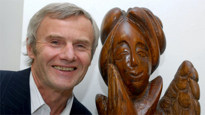 Poetry of wooden sculptures of Vladimír Morávek