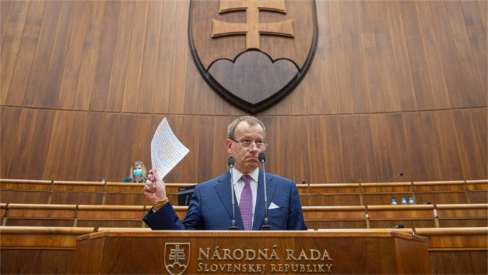 Eligen a nuevo presidente del Parlamento eslovaco en sesión constitutiva de este órgano 