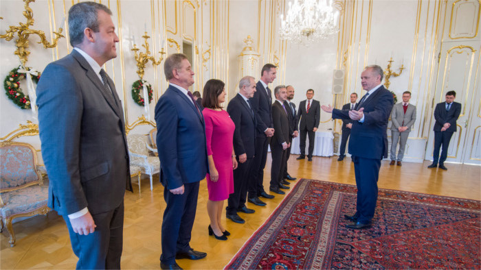 President meets the new regional governors