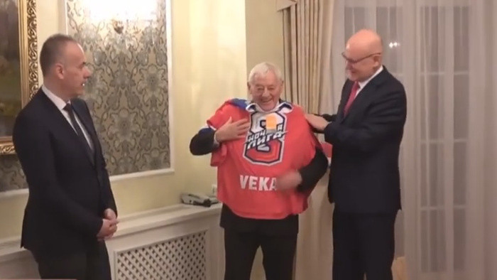 Хоккеист Й. Голонка: подарок  от президента Путина меня тронул до глубины души!