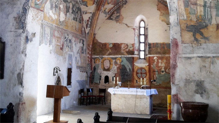 Interior church St. Egidius.jpg