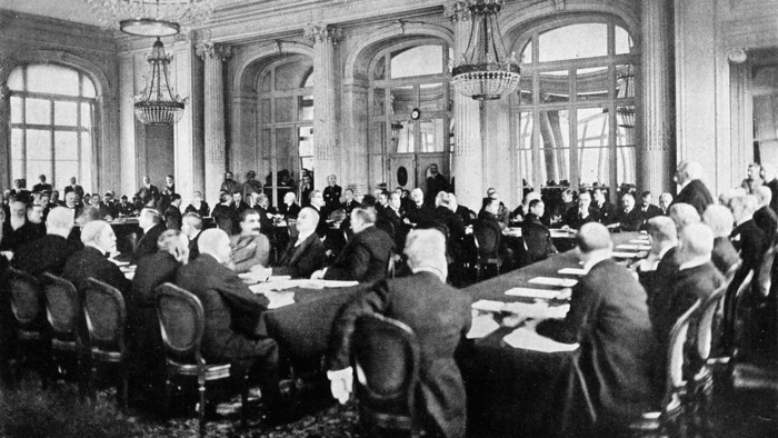 Zóna faktu: Mierová konferencia v Paríži 1919-20, l. časť