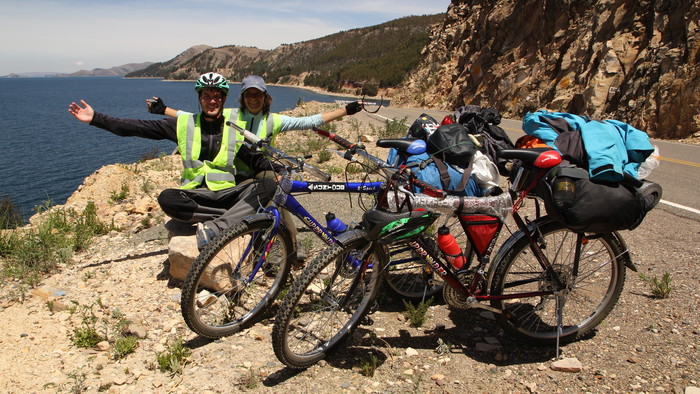 Bicyklovačka okolo jazera Titicaca_Peru, Bolívia.JPG