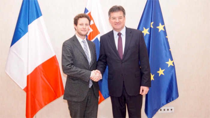 Discussion du ministre Miroslav Lajcak avec Clément Beaune à Bratislava