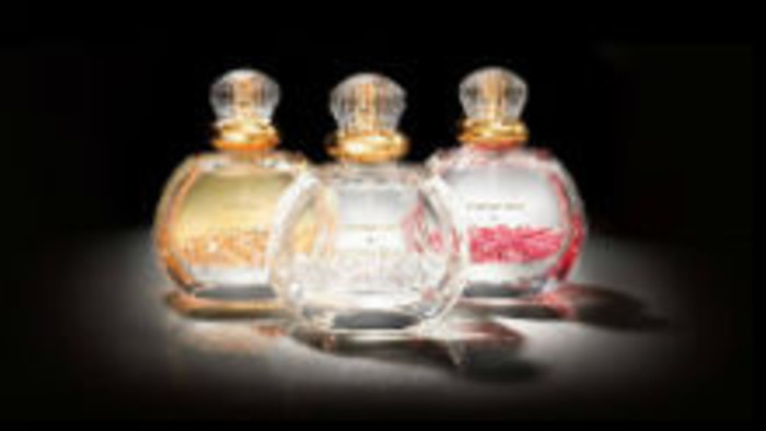 Bemutatjuk Minya Viktória parfümőrt