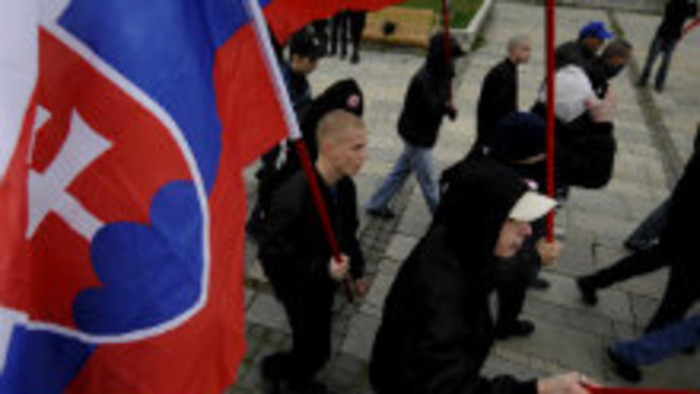 K veci: Nárast extrémizmu na Slovensku