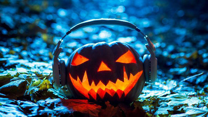 Mental_FM: pásmo k pamiatke zosnulých a Halloweenu