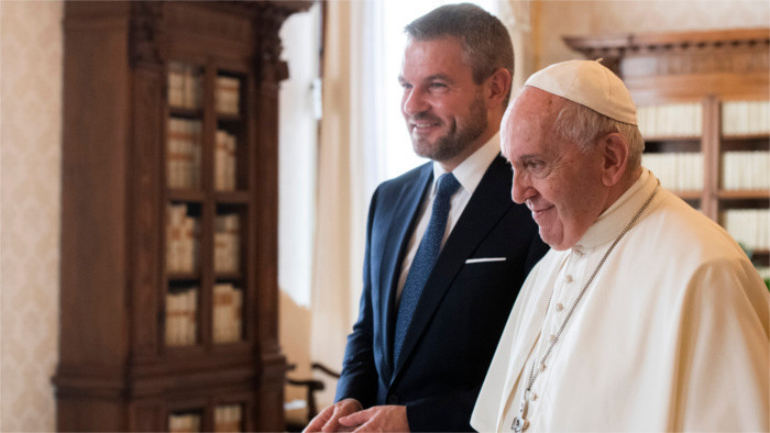 Pellegrini es recibido de forma oficial en la Santa Sede por el Papa Francisco