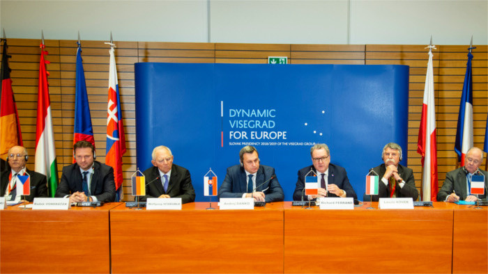V Bratislave sa rokuje o budúcnosti EÚ 