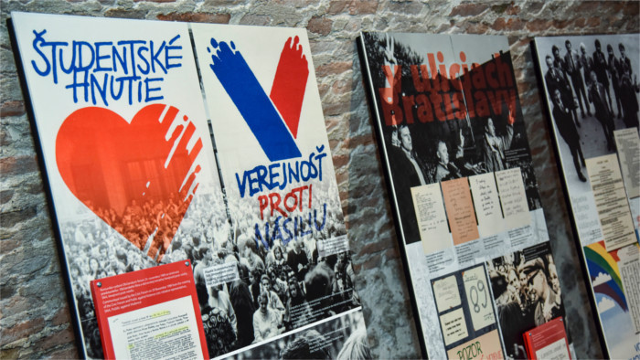 30 Jahre Meinungsfreiheit: Ausstellung in Martin