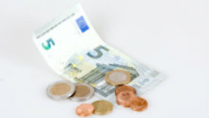 Poplatky v bankách u nás a v Európe