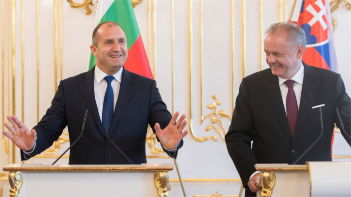 Kiska empfängt Bulgariens Präsidenten Radev