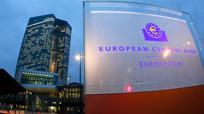 ЕЦБ предпринимает шаги по поддержке евро