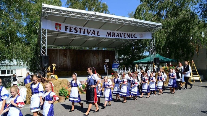Blíži sa folklórny festival Mravenec