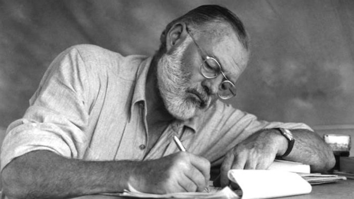Verše:  Ernest Hemingway – Verše pre istú dievčinu  