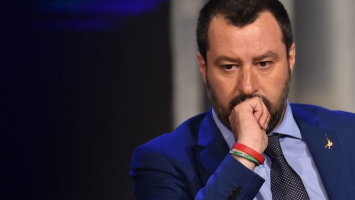 15 év Salvininek?