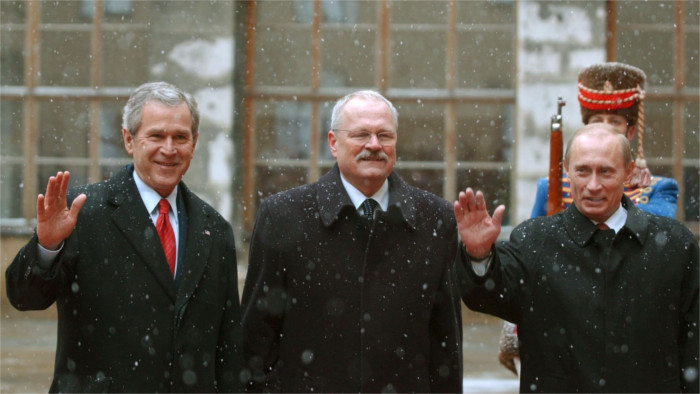 Pred 15 rokmi sa v Bratislave stretli americký a ruský prezident 