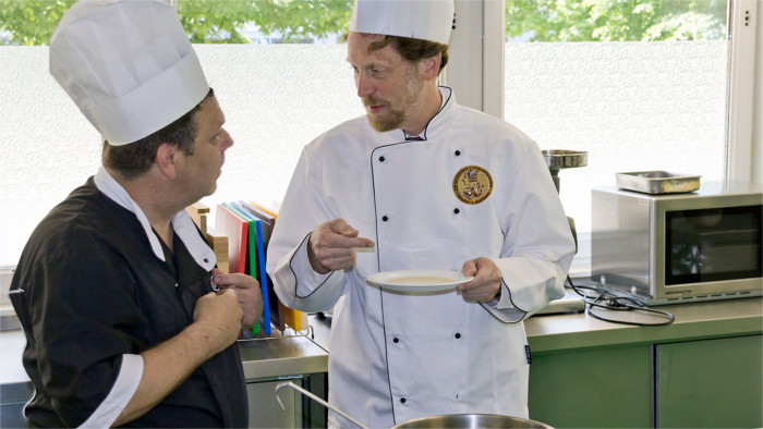 Internationale Küche – Projekt der Berufsschule für Gastronomie und Hoteldienstleistungen in Bratislava - österreichische Küche 