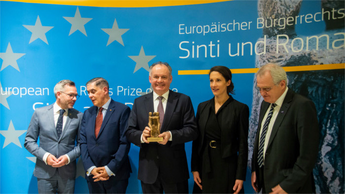 Prix européen des droits civiques des Sintis et des Roms pour M.A.Kiska 