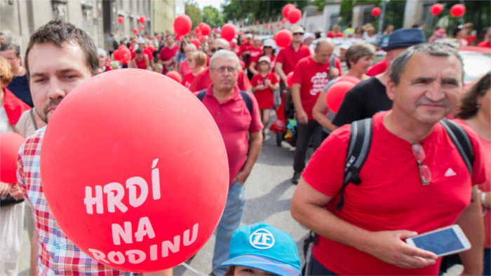 Dva pochody v Bratislave        