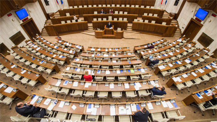Comienza última sesión del año del Parlamento eslovaco