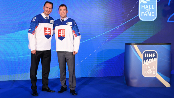 Šatan and Pálffy become IIHF hall of famers