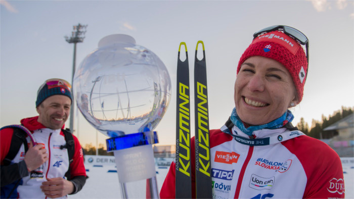 Biathlon: Anastasiya Kuzminova remporte le sprint d'Oslo