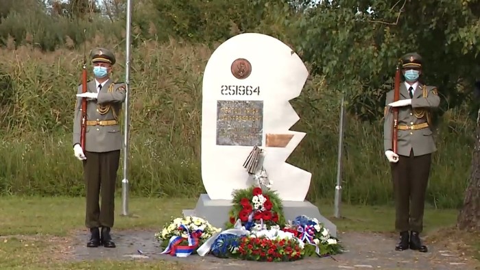 Monument marking fallen US soldiers restored
