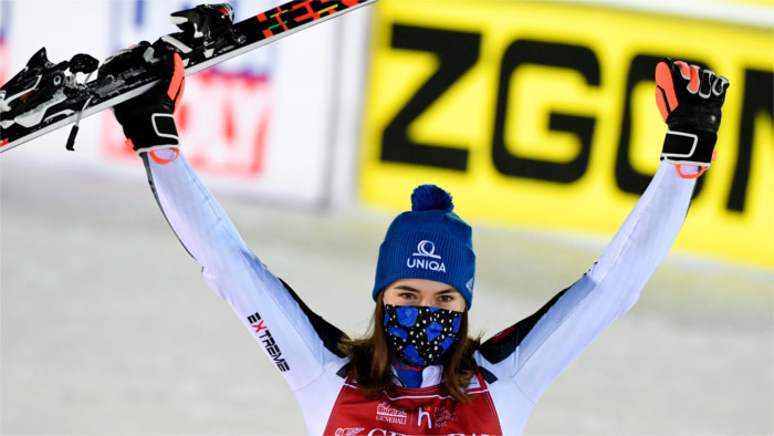 Vlhová triunfa en una nueva prueba de la Copa del Mundo de Esquí