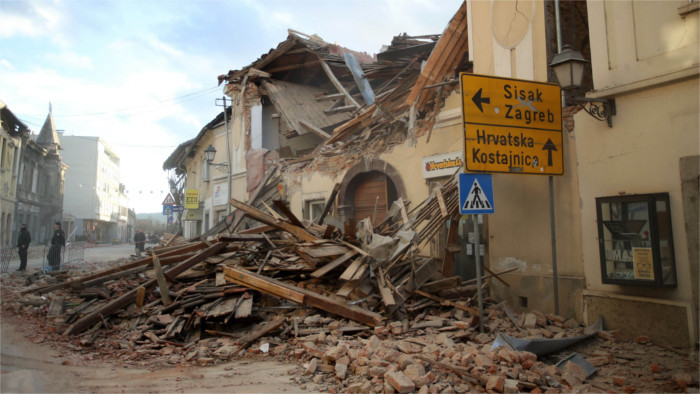 Slovakia hit by mild earthquake, authorities receive dozens of reports 
