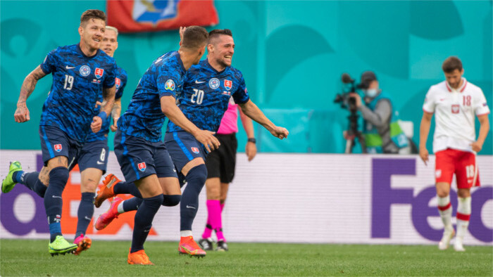 Eslovaquia vence a Polonia 2:1 en Eurocopa de futbol