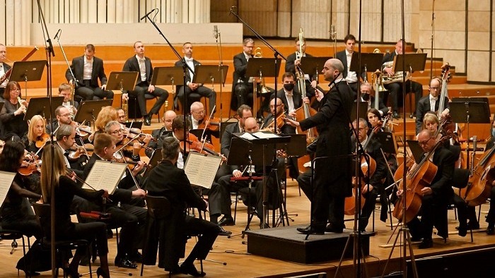 Symfonický orchester Slovenského rozhlasu zahrá Queen aj ABBU