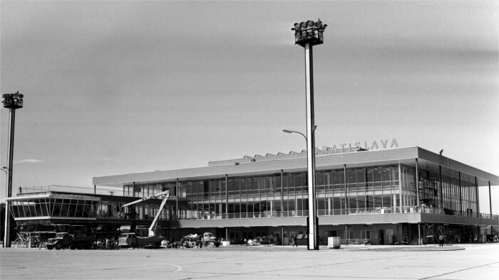 La estación meteorológica del aeropuerto celebra el centenario de su funcionamiento
