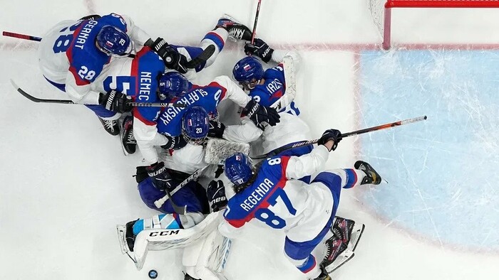 Shock at the Olympics: Slovakia beats USA to reach ice-hockey semifinals!