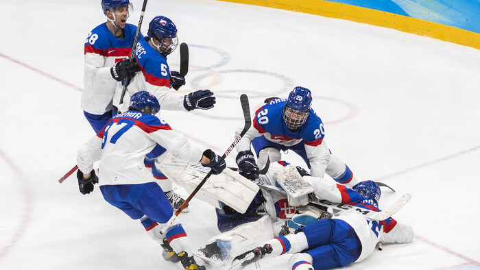 Pozrite si tú radosť! Hokejisti Slovenska sú v semifinále