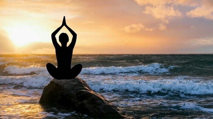 Čo je to joga a aké benefity nám cvičenie jogy prináša?