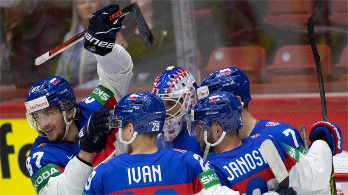 Словаки начали чемпионат мира по хоккею с победы 