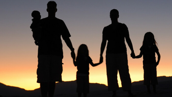 Glosa: Súdržná rodina