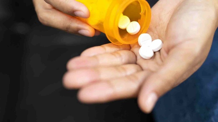 Nadmerné užívanie liekov je nebezpečné a tiež drahé