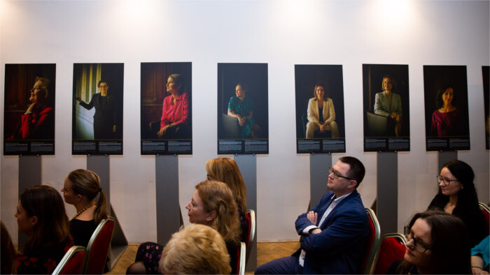 Otvorili výstavu Ženy v diplomacii