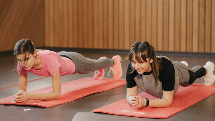 Plank: cviky s vlastnou váhou